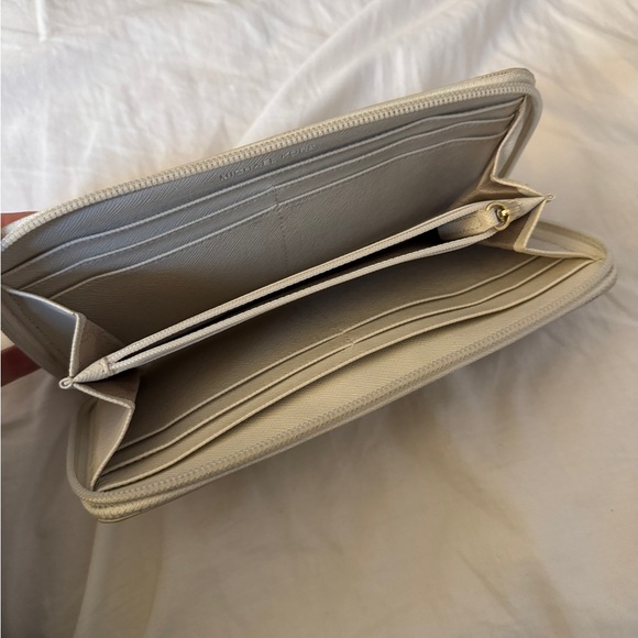 Michael Kors Beige Women's Wallet - Picture 4 of 5